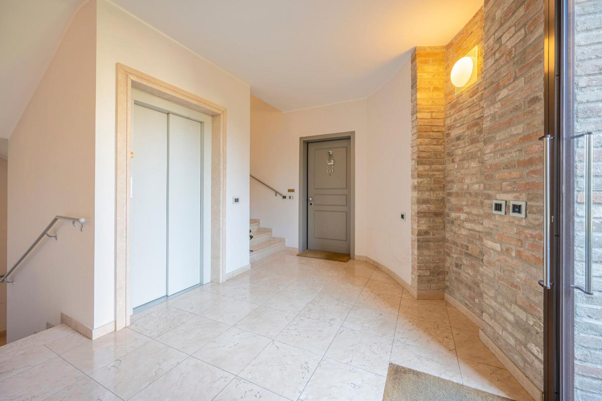 Апартаменты Balbi8 Парма Экстерьер фото